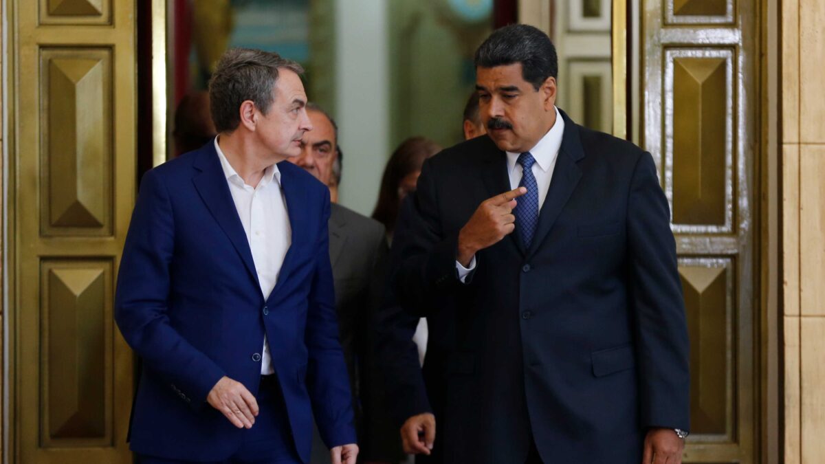 Zapatero se reúne por sorpresa con Maduro y Delcy Rodríguez