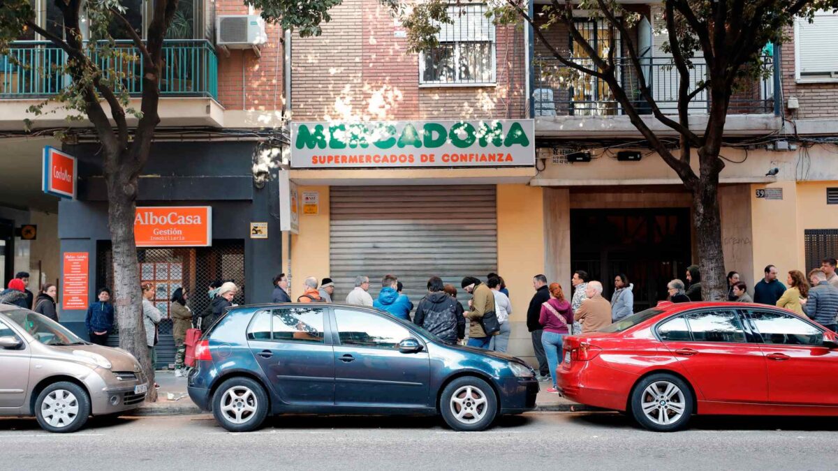 No más de 200 personas y con horarios reducidos: los supermercados toman medidas por el coronavirus