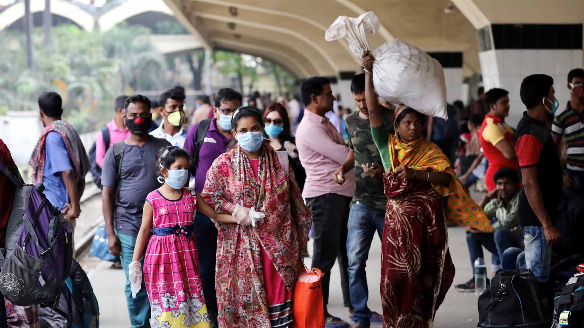 Bangladesh ofrece una isla deshabitada a los pobres para que se alejen del coronavirus