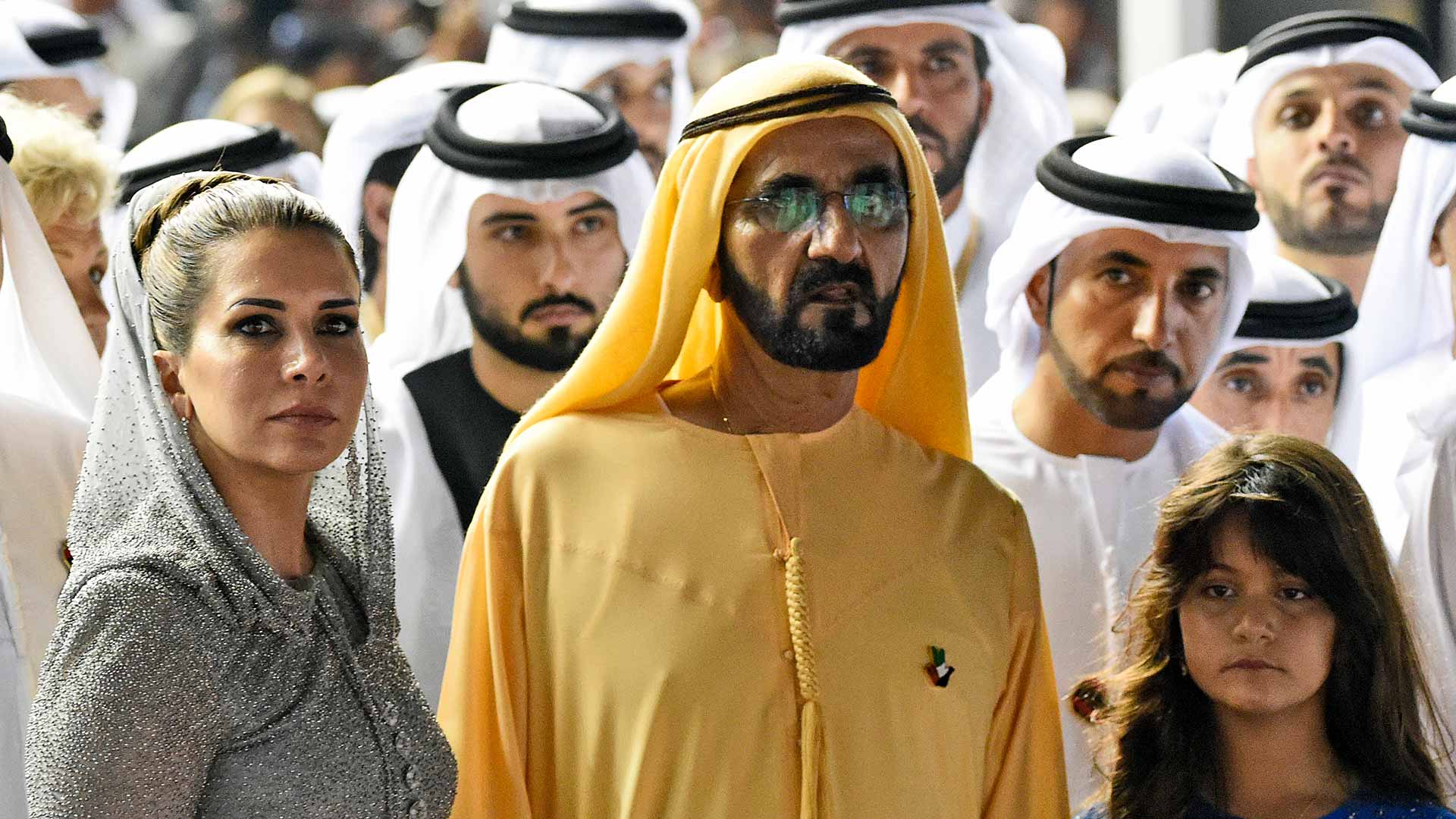 El emir de Dubai hizo secuestrar a sus hijas e intimidó a su mujer