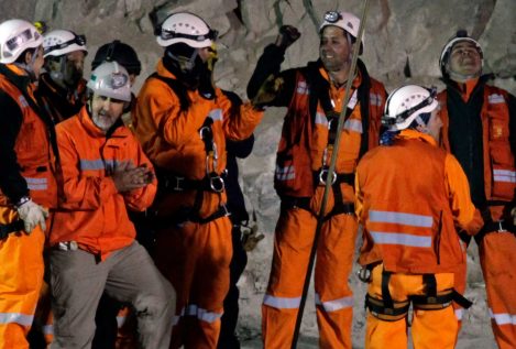 Los 33 mineros de Chile dan mensajes de apoyo por el coronavirus