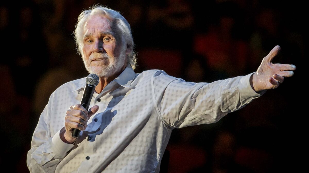 Muere el icono de la música country Kenny Rogers a los 81 años