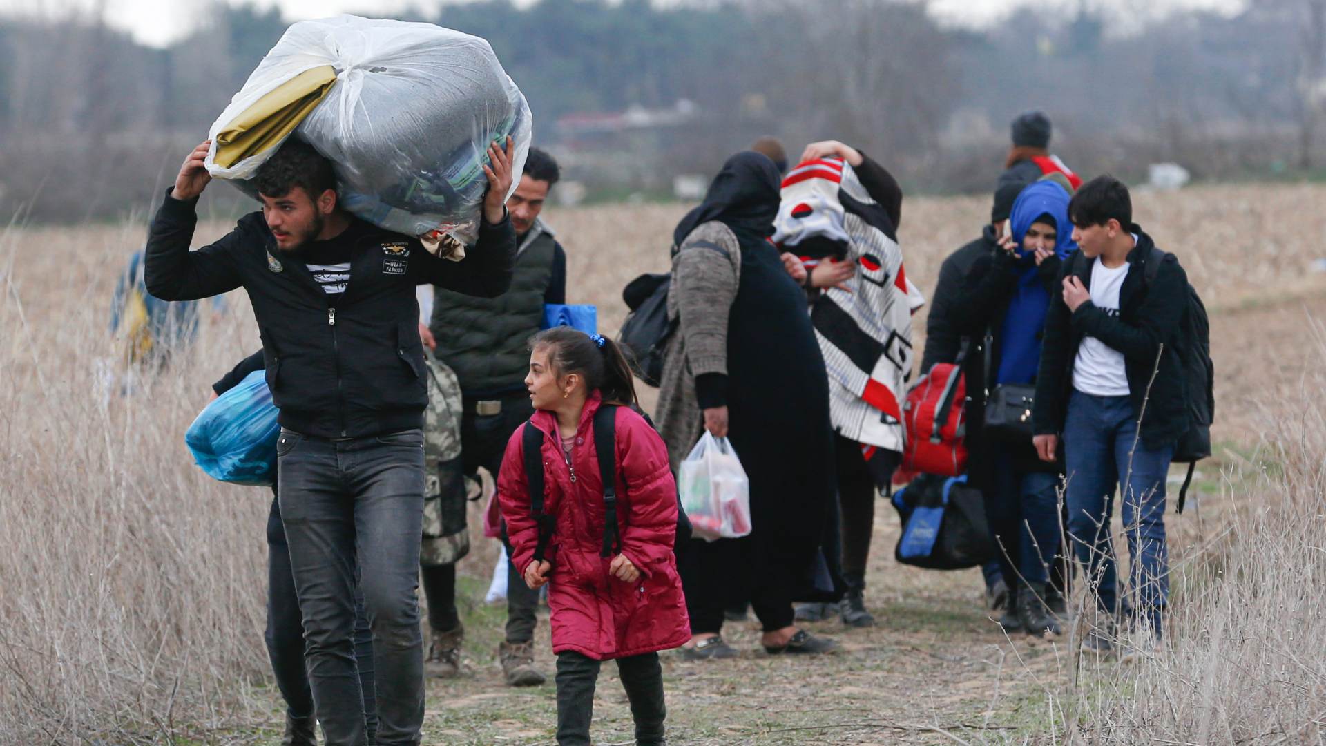 ¿Puede Grecia suspender el derecho a solicitar asilo en su frontera con Turquía? 1