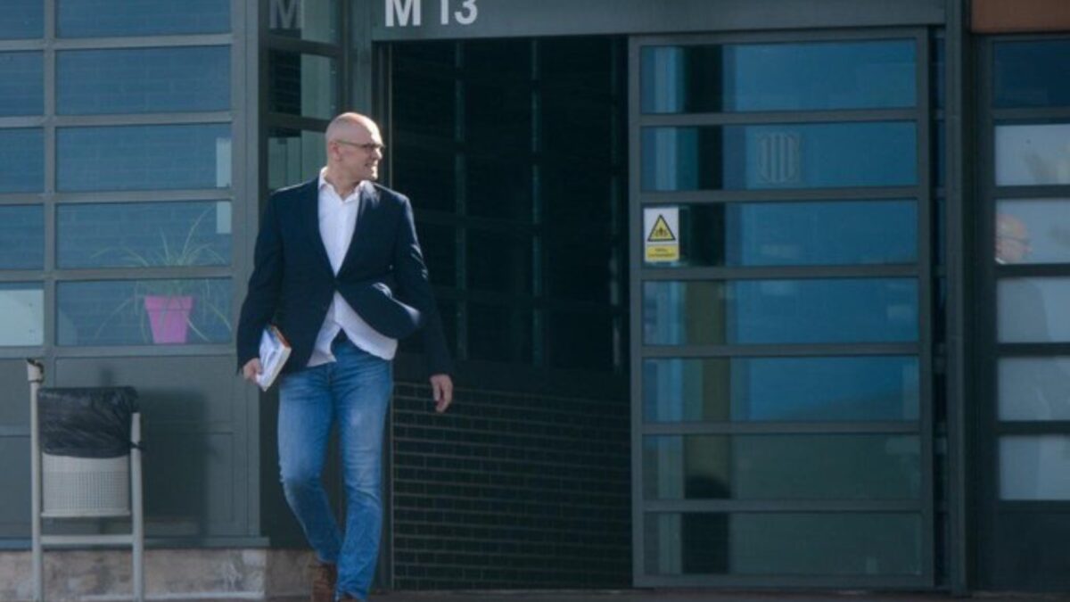 Romeva sale de la cárcel de Lledoners para trabajar en una asociación privada