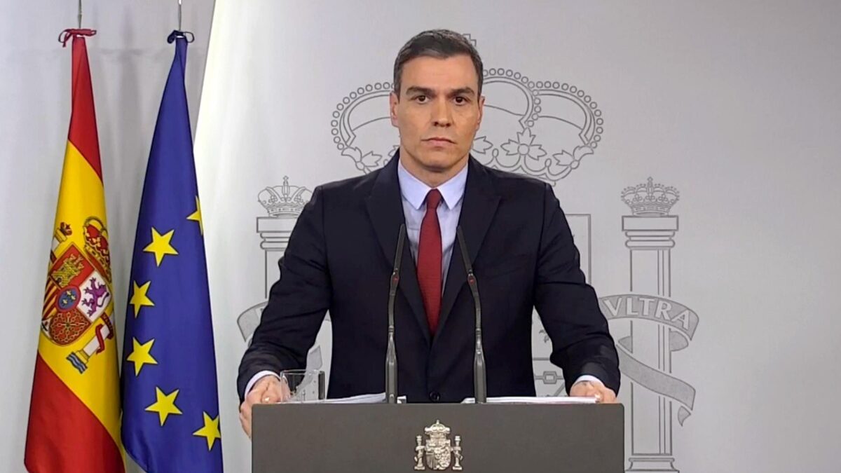 Sánchez anuncia que el estado de alerta entrará en vigor esta medianoche: «Las medidas que vamos a implementar son drásticas y van a traer consecuencias»