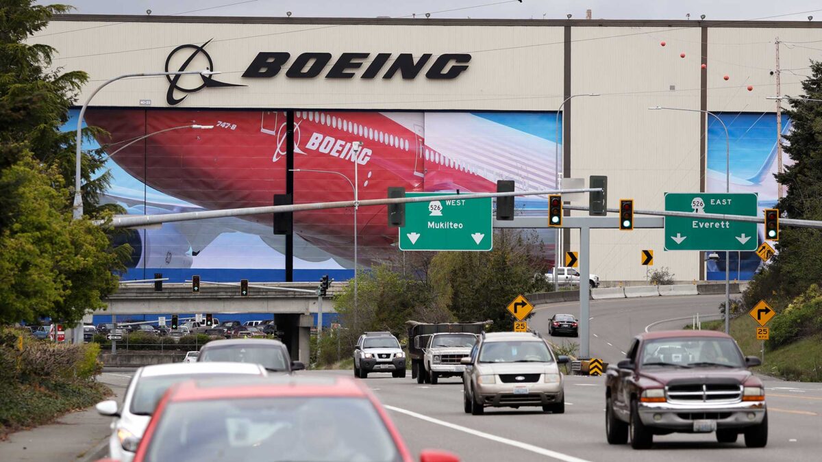 Boeing renuncia a comprar el negocio civil de Embraer