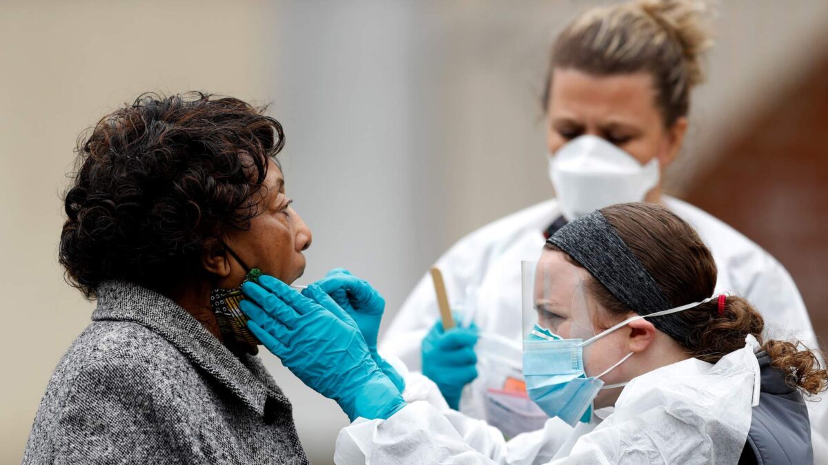 El virus de la COVID-19 ni se creó ni se escapó de un laboratorio