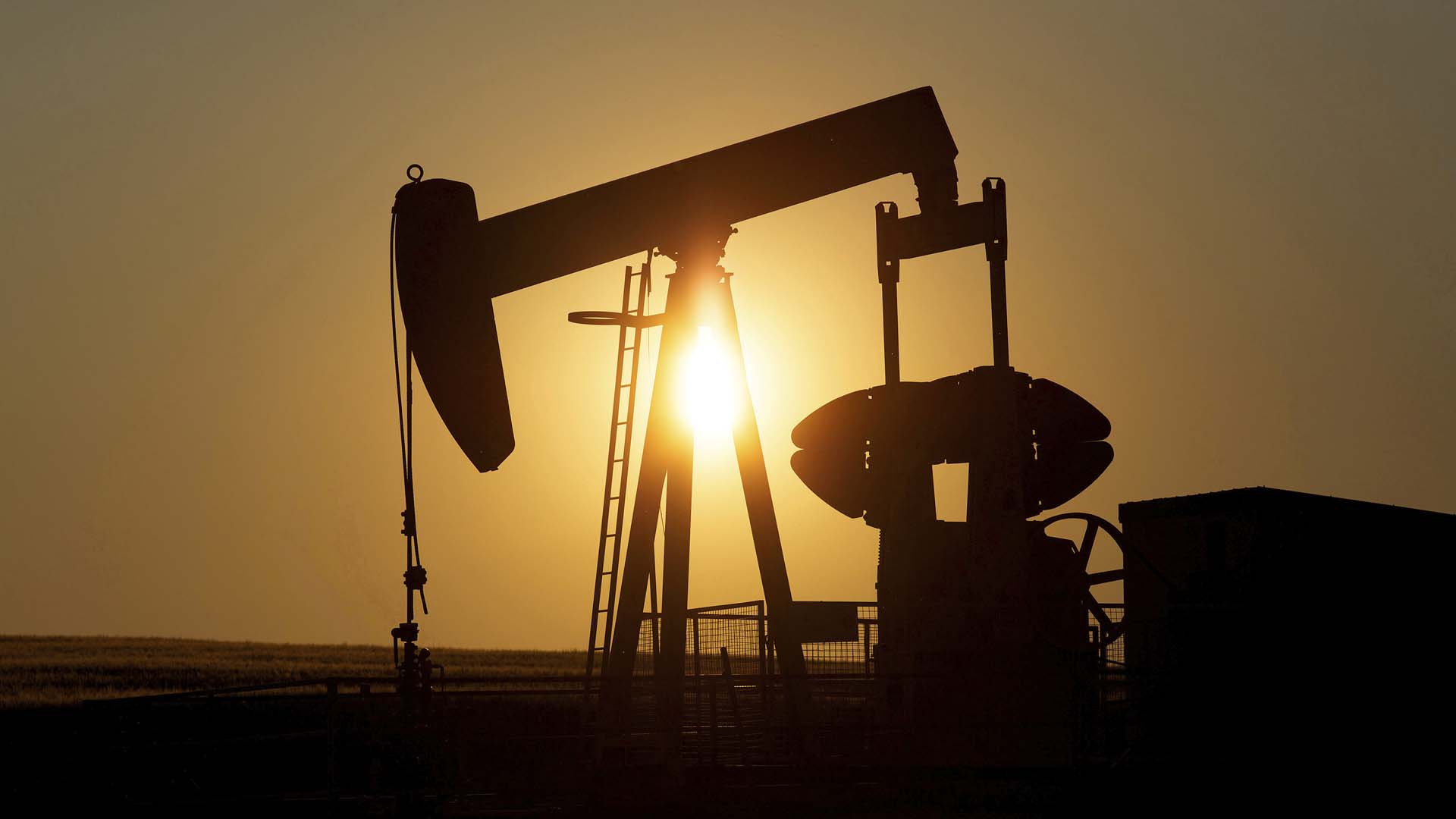 El petróleo de EEUU se hunde y cotiza en negativo por primera vez en su historia