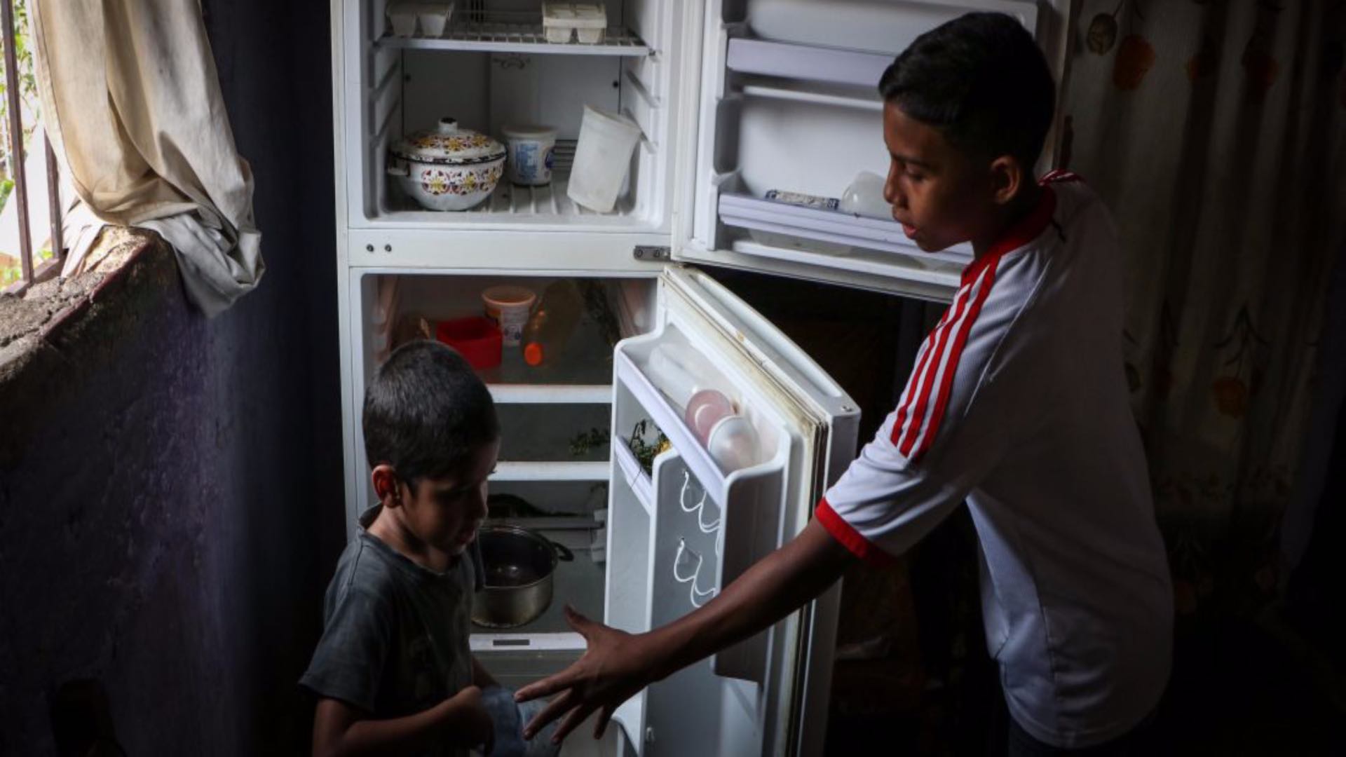 ¿Enfermedad o hambre? Venezuela vive una cuarentena sin comida en la nevera