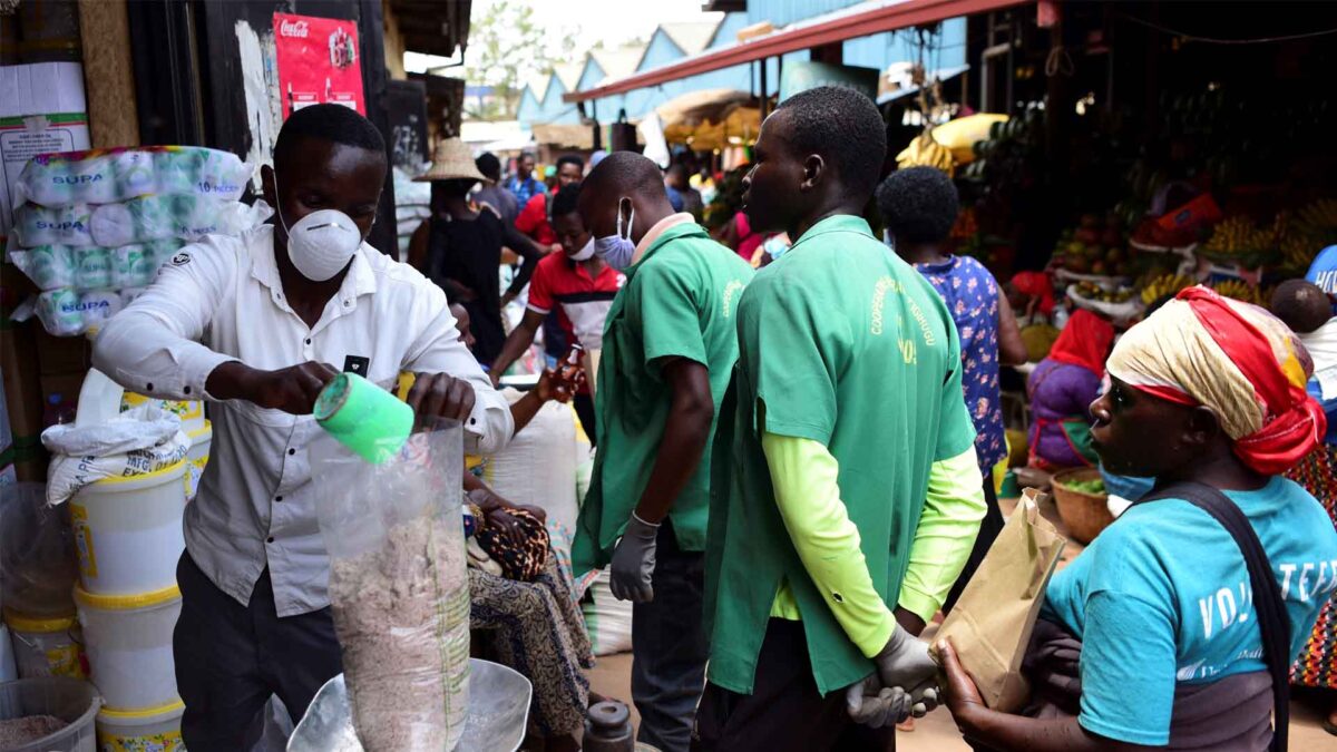 Los ministros de Ruanda, obligados a donar un mes de salario por el coronavirus