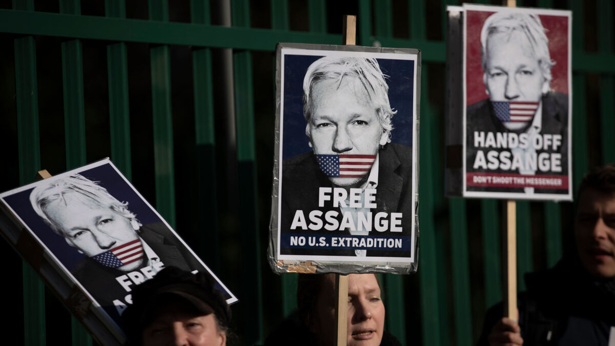 La Justicia británica autoriza la extradición de Assange a EEUU