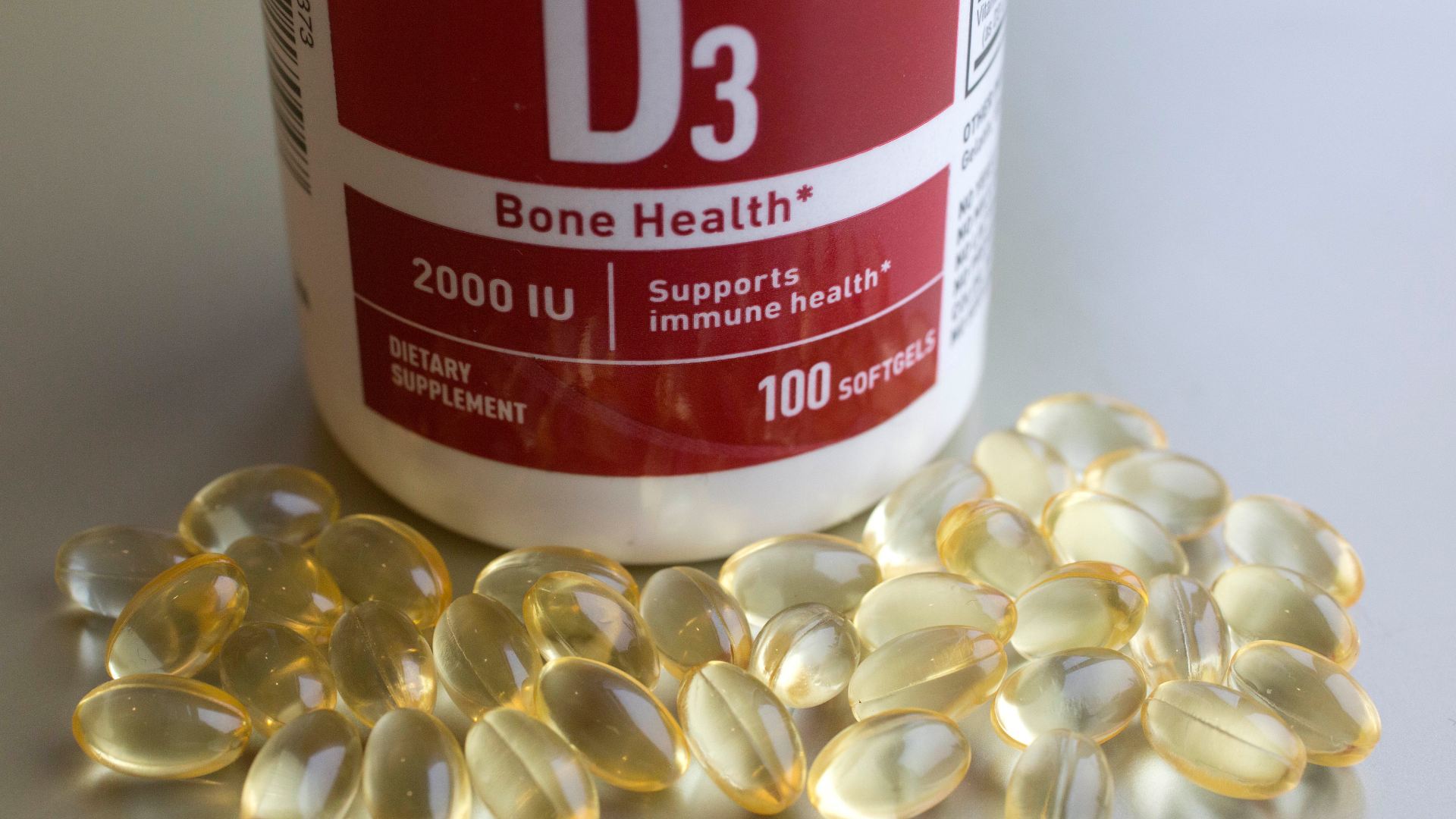 Los suplementos de vitamina D no ayudan a tratar o prevenir la COVID-19