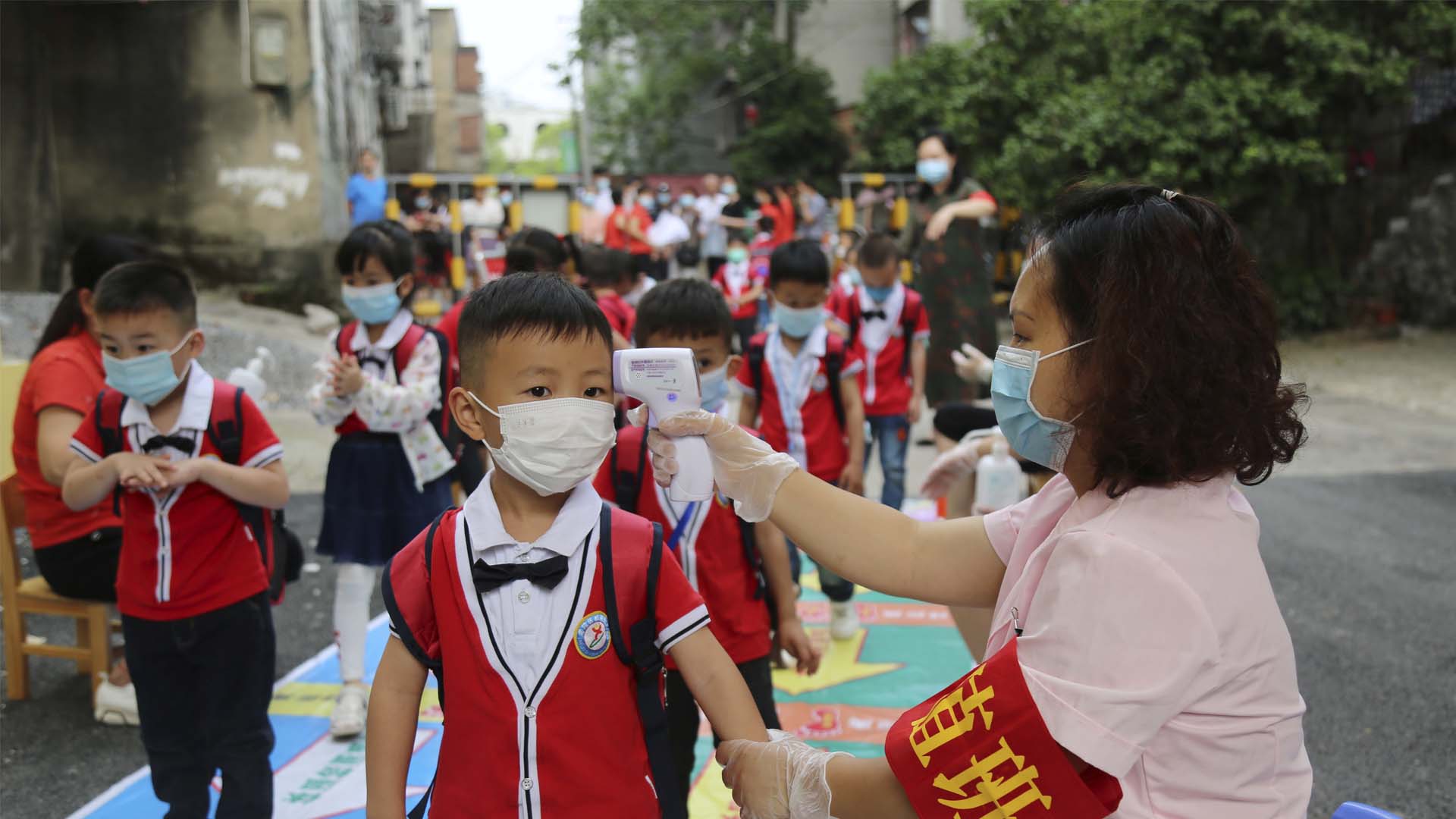 Cae el número de nuevos contagios por coronavirus en China tras el repunte de los últimos días