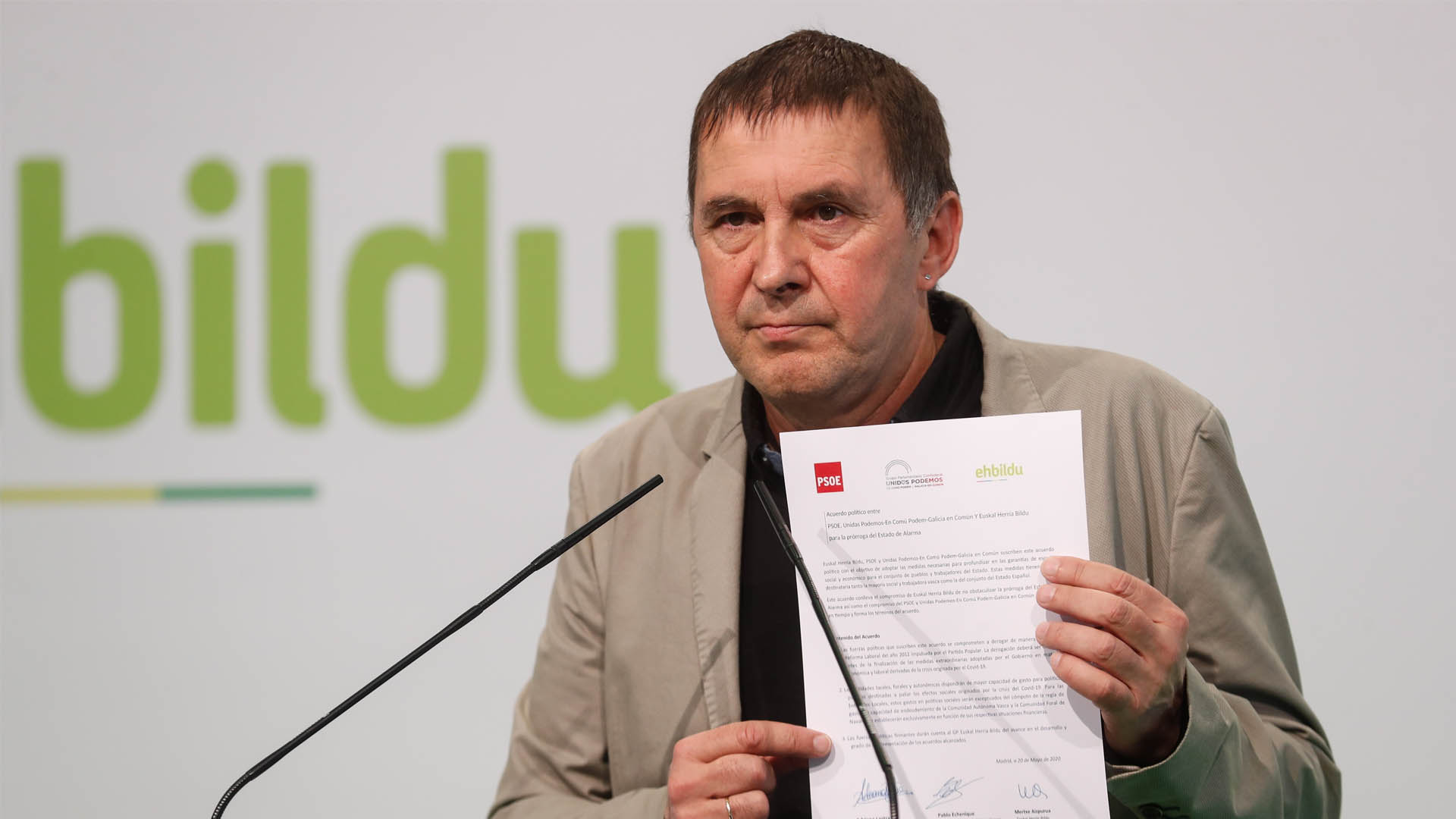 La patronal CEOE suspende el diálogo con el Gobierno en protesta por el pacto con Bildu
