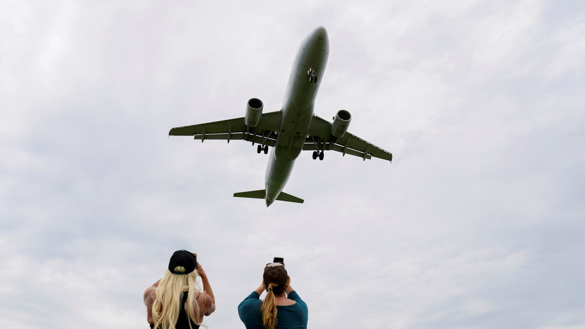 Las aerolíneas rechazan que se obligue a dejar asientos vacíos en los vuelos