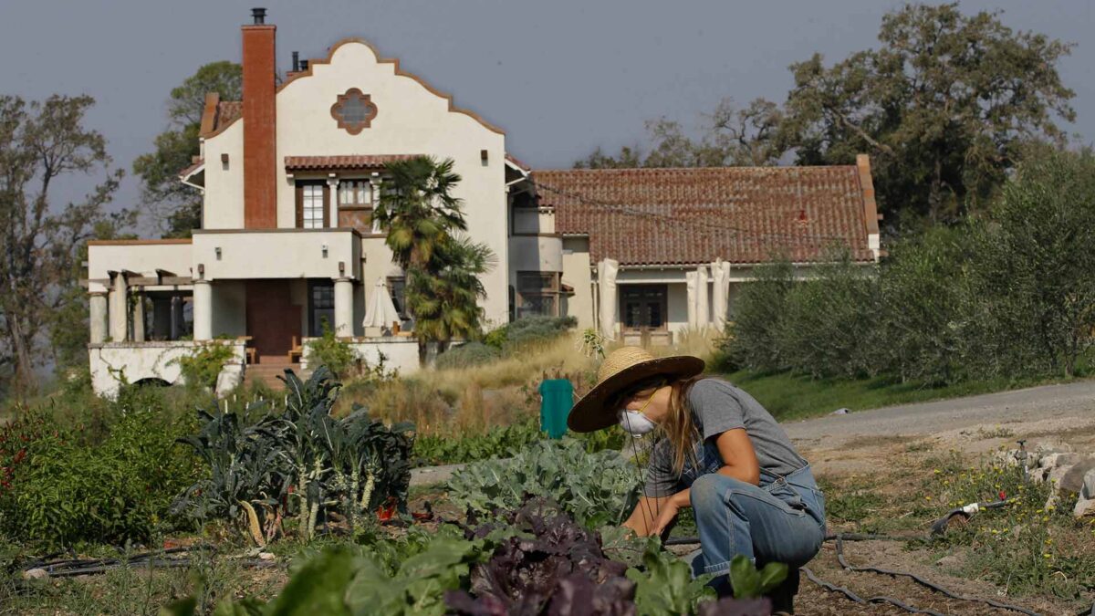 Menos centro urbano y más campo: la COVID-19 sacude el mercado inmobiliario