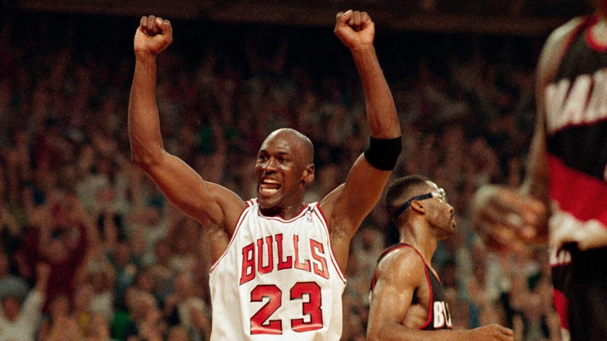 Sotheby’s aprovecha el tirón de ‘The Last Dance’ y subastará las Nike Air con las que jugó Michael Jordan en 1985