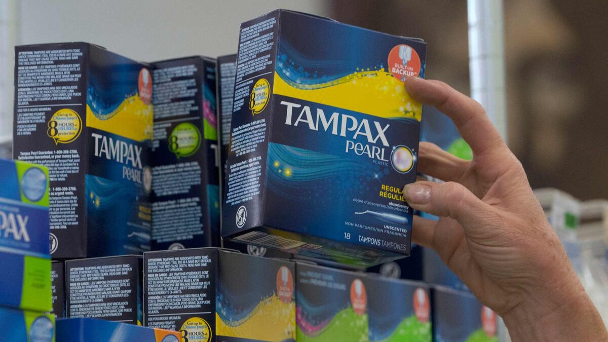 Tampones y compresas gratuitos en los institutos de Nueva Zelanda contra la pobreza menstrual