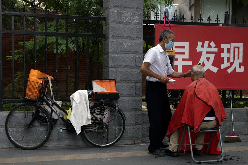 China encadena su tercer día con más de un centenar de nuevos contagios