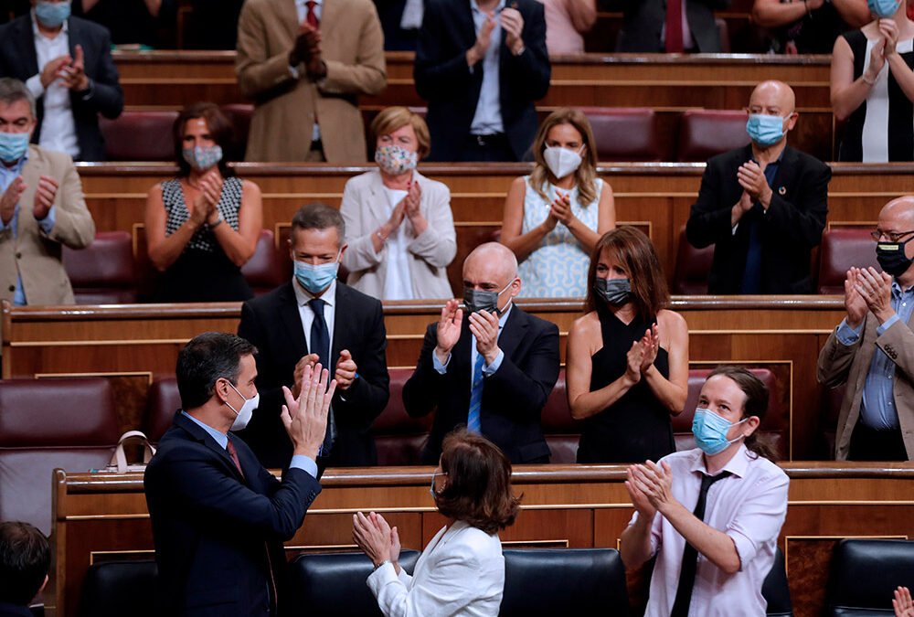 Críticas al PSOE en el Congreso por el lleno de la bancada socialista