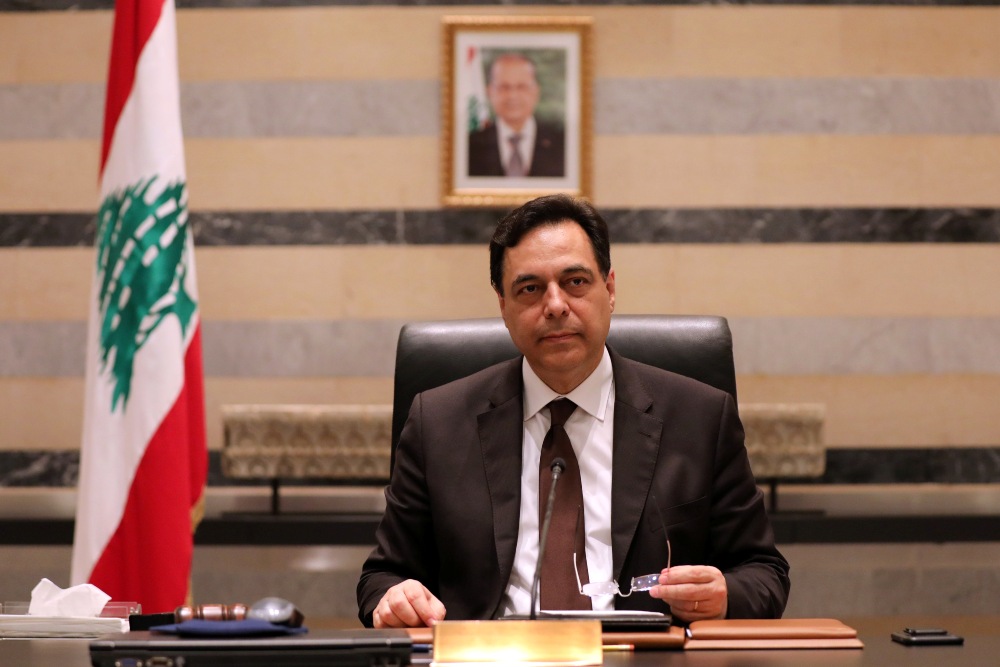 El primer ministro de Líbano anuncia la dimisión en bloque del Gobierno tras días de protestas
