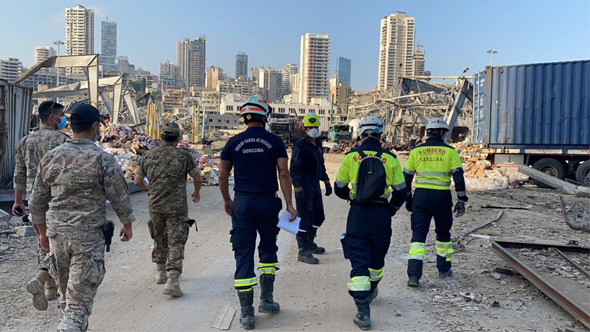 Javier Luque, bombero español en Beirut: «Nos encontramos una situación dantesca, la zona estaba devastada»