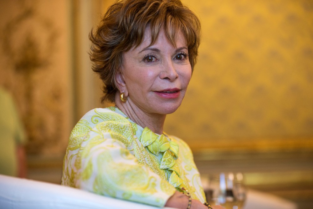 Los editores españoles reconocen a Isabel Allende con el Premio Liber 2020