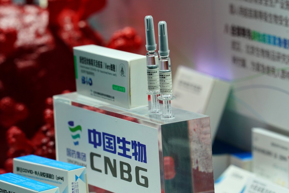 China asegura que ha vacunado a «cientos de miles» de personas sin producirse contagios