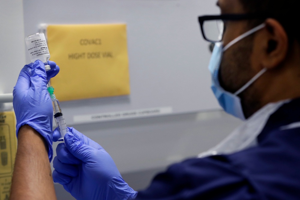 España podría recibir en diciembre tres millones de dosis de la vacuna de la COVID-19