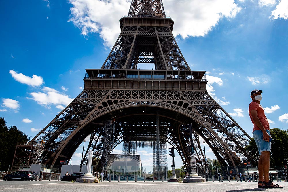 Evacuada la Torre Eiffel por una alerta de bomba
