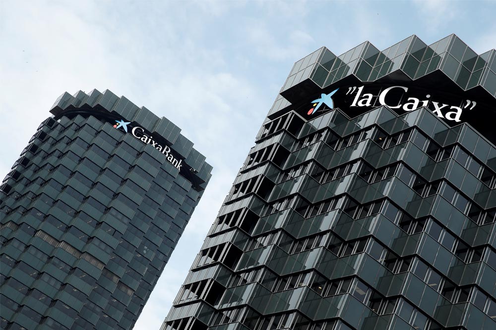 La fusión de CaixaBank y Bankia supondrá un ahorro anual de costes de 770 millones de euros