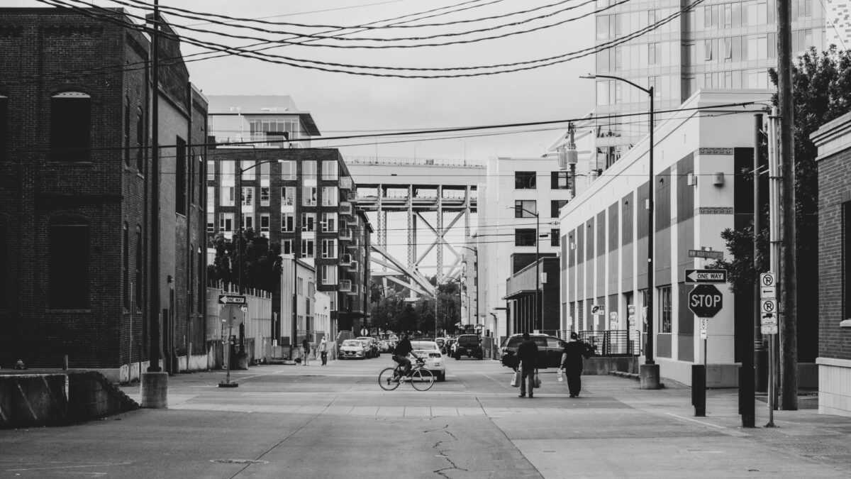 Cuando las palabras construyen aceras: cinco libros imprescindibles para conocer cinco grandes ciudades