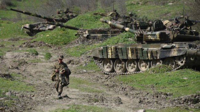 Azerbaiyán entrega 30 cadáveres de soldados armenios con la mediación de Rusia