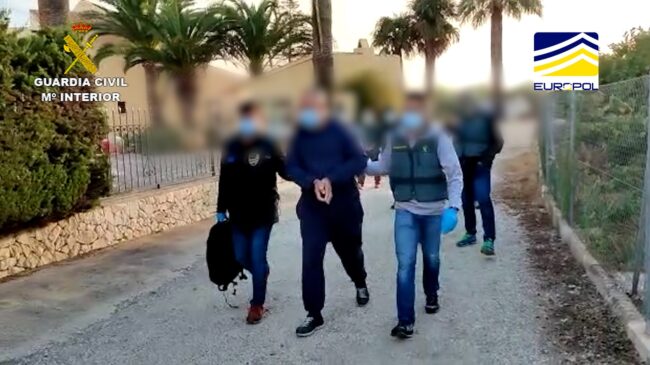 Detenido en España un reclutador del Dáesh que captaba a jóvenes a través de internet