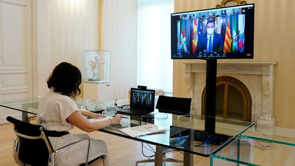 Díaz Ayuso a la presidenta de la Comisión Europea: “Necesitamos criterios comunes en el espacio aéreo”