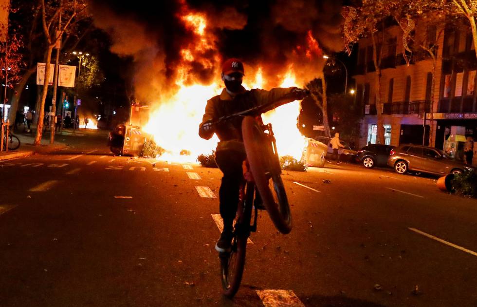 Disturbios en algunas ciudades españolas por las restricciones de la pandemia