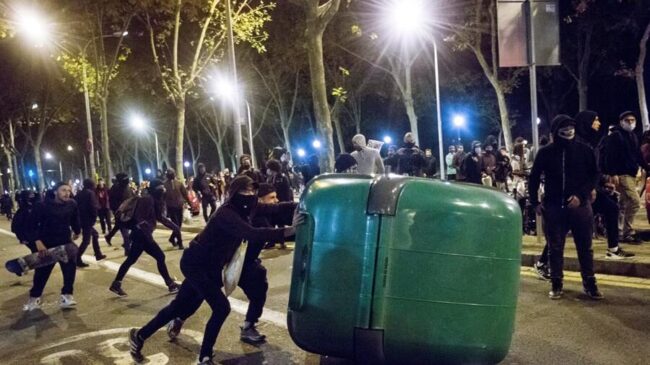 Disturbios en Barcelona contra las restricciones por el COVID-19