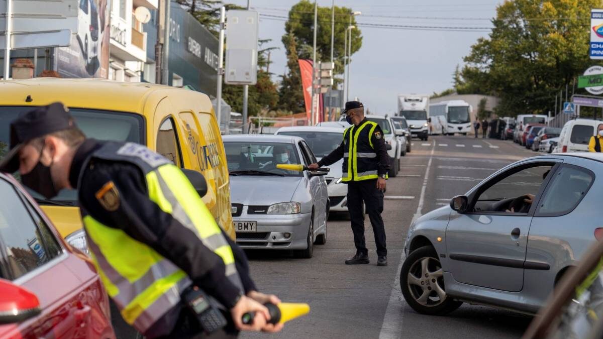 España se cierra mientras Galicia, Canarias, Baleares y Extremadura permanecen abiertas