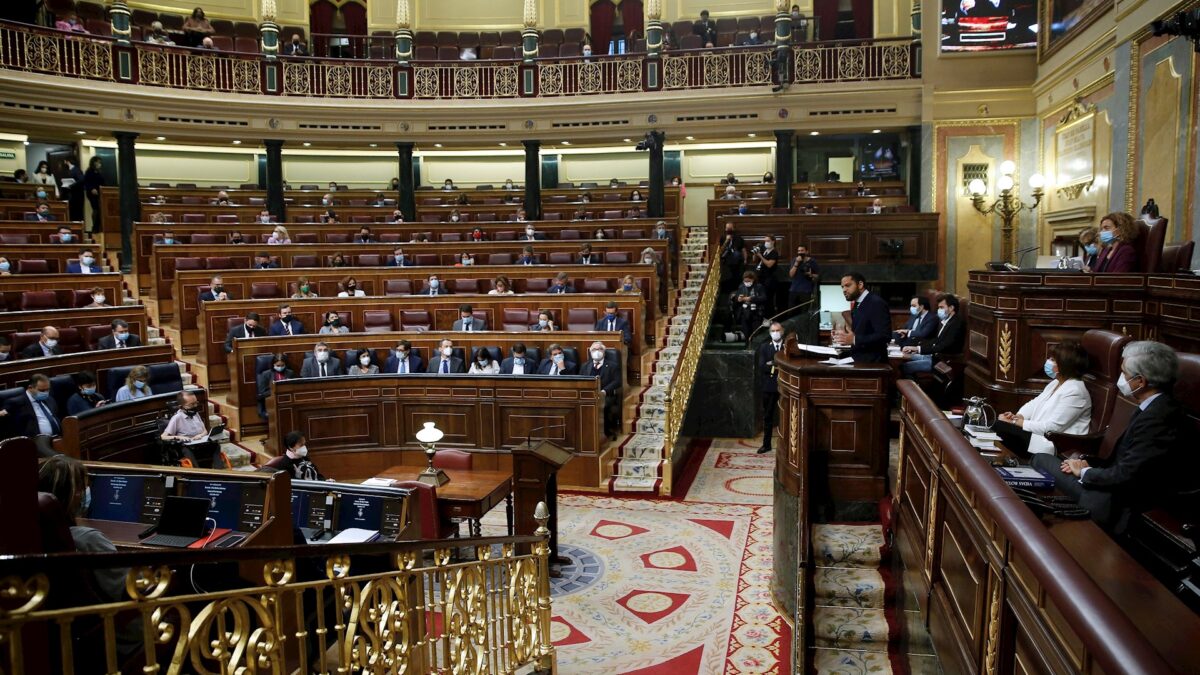 El PP se desmarca de Vox y vota ‘no’ a la fallida moción de censura