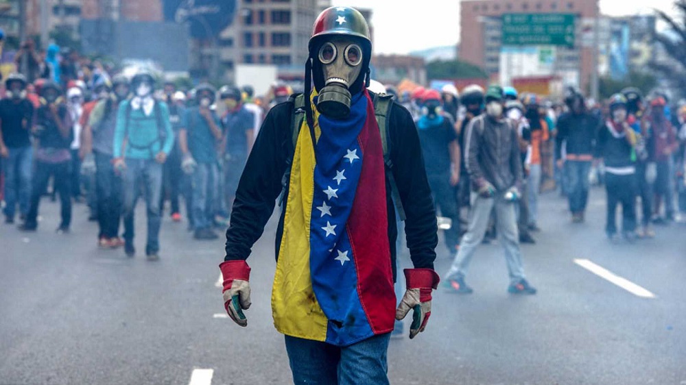 ¿Y si mandamos a los socialistas a Venezuela?, por Vanessa Vallejo
