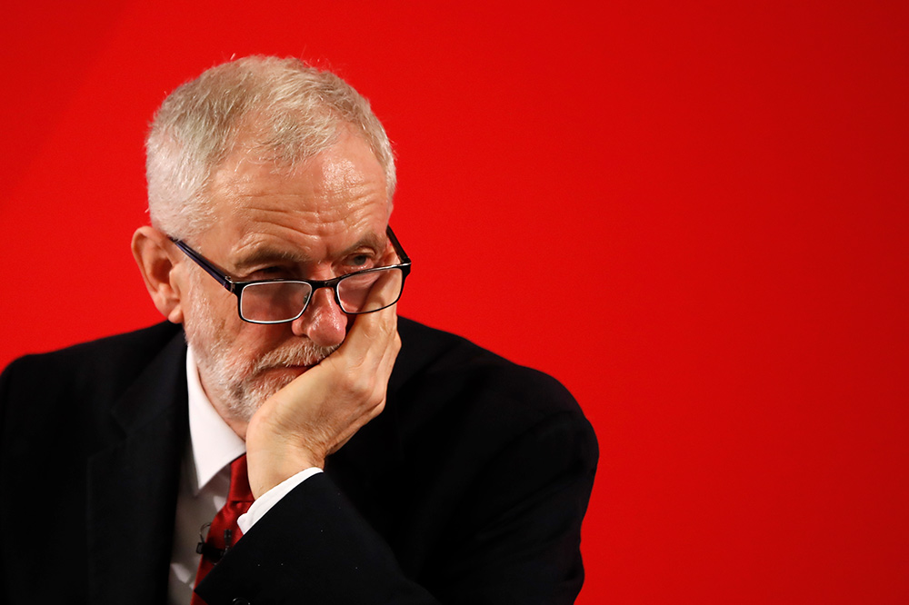 El Partido Laborista del Reino Unido suspende a su exlíder Jeremy Corbyn