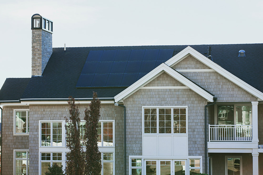 Kutxabank facilitará la financiación de instalaciones solares de autoconsumo de Repsol