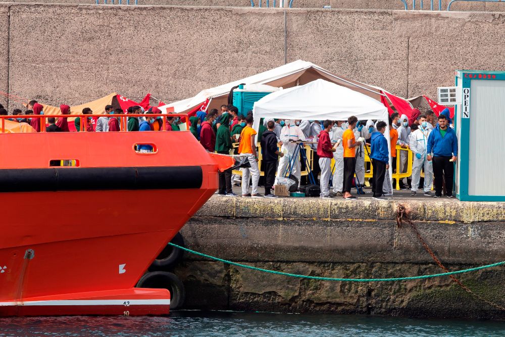 Los migrantes siguen llegando a Canarias: más de 500 rescatados en dos días