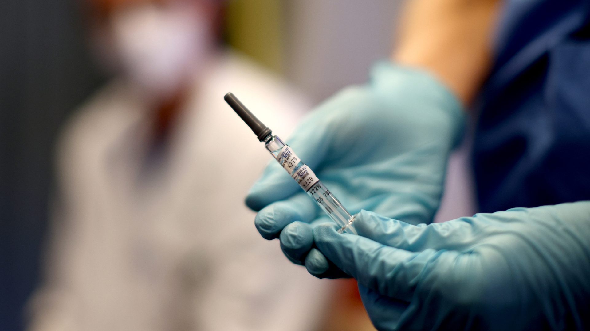 «No podemos esperar una protección contra el coronavirus tras habernos vacunado de la gripe»