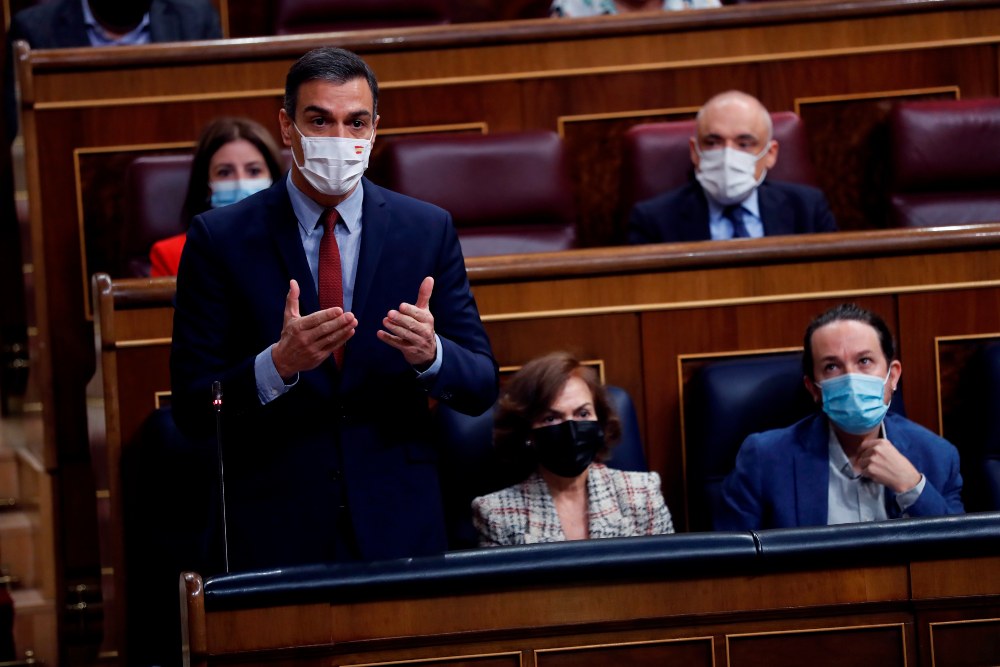 Sánchez ofrece al PP revisar el estado de alarma dentro de cuatro meses