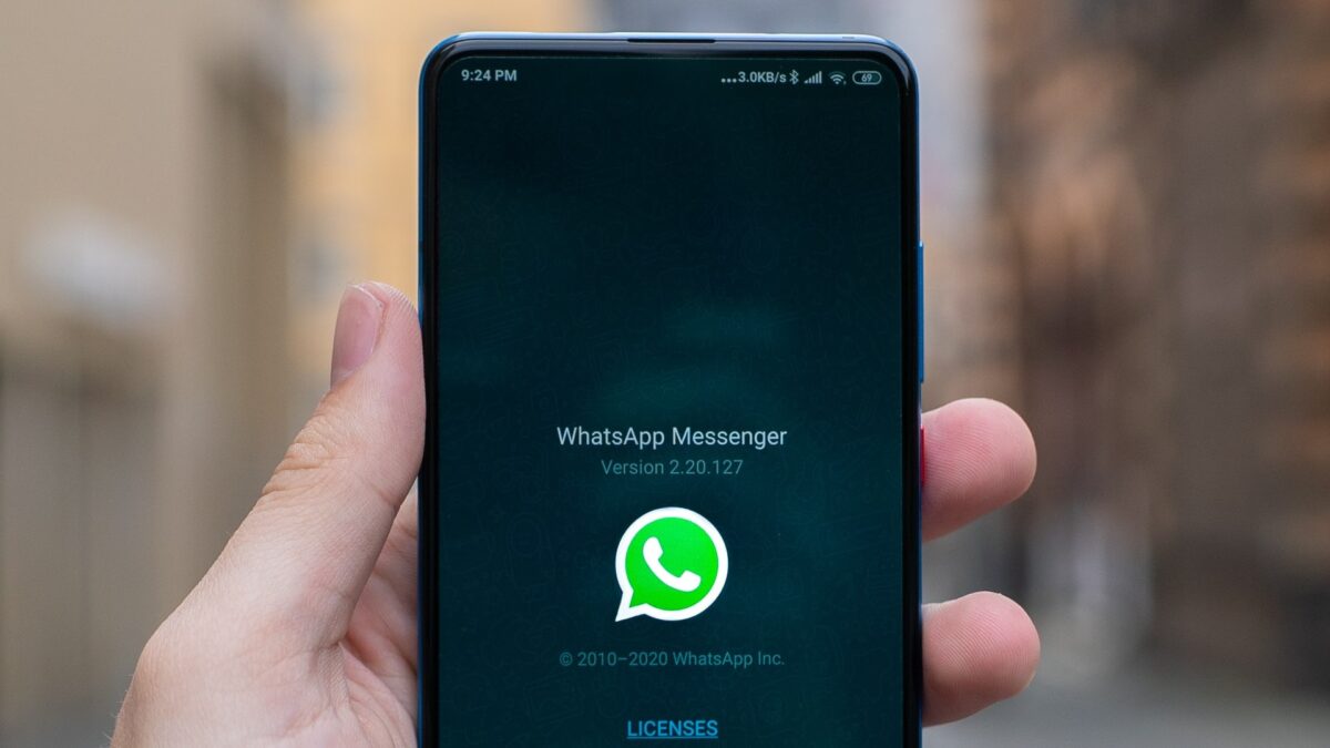 WhatsAppitis: El uso continuado del móvil nos está cambiando el pulgar