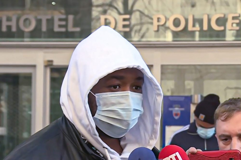 Cuatro policías imputados en Francia por la agresión a un hombre negro
