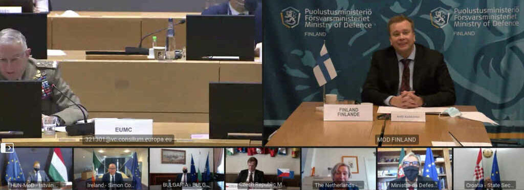Un periodista se cuela en una videoconferencia secreta de la UE y le advierten: "Sal antes de que llegue la policía"