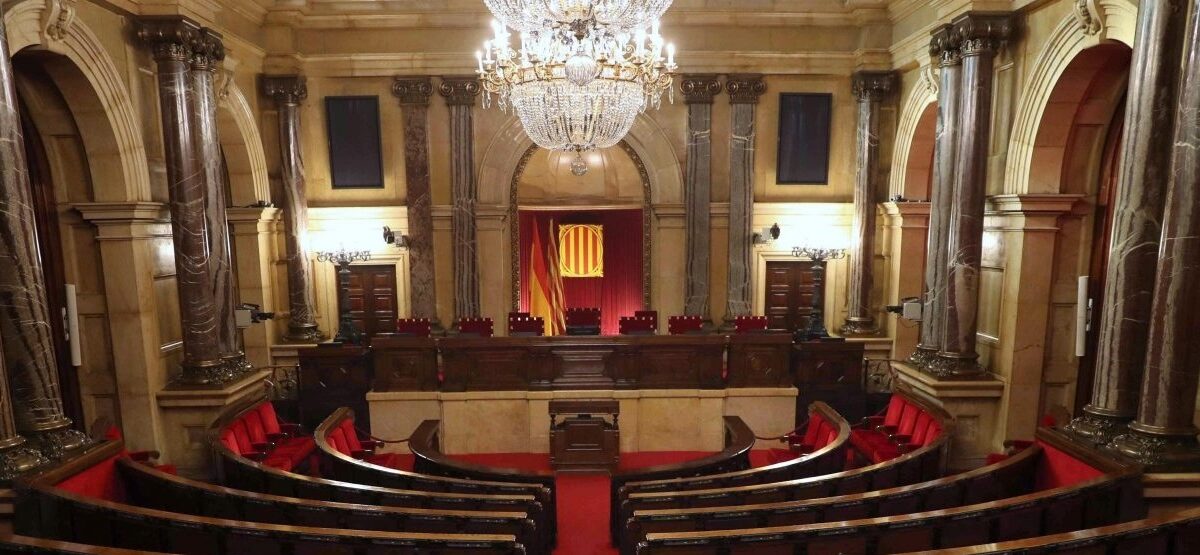 El independentismo no es mayoría y Vox entraría en el Parlament, según el CIS catalán