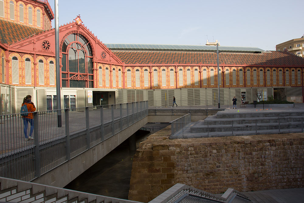 El histórico mercado de Sant Antoni, premiado como uno de los edificios más eficientes de 2020